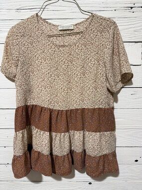 Paper Crane Cream and Rust Floral Tiered Short Sleeve Blouse